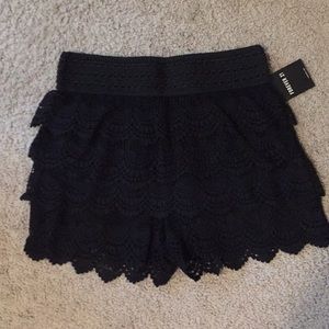 High waisted lacy shorts